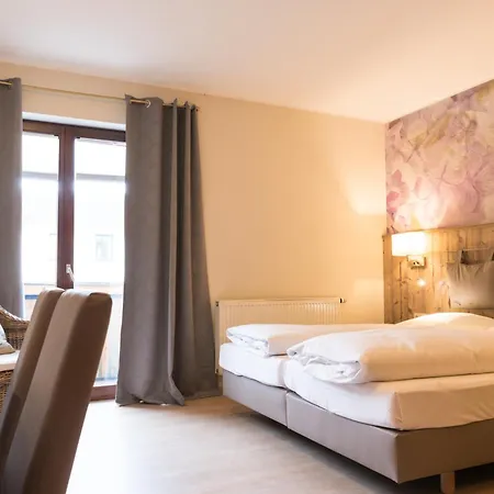 Landgasthof Zum Goldenen Anker ايجنشتاين - ليوبولدشافن