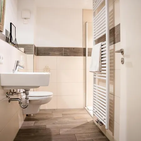 Otel Landgasthof Zum Goldenen Anker