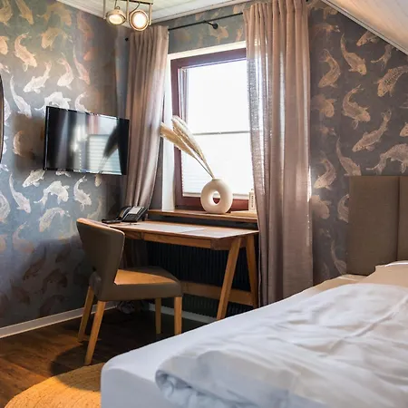 Landgasthof Zum Goldenen Anker فندق ايجنشتاين - ليوبولدشافن